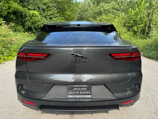 Used 2024 Carpathian Gray in Satin Finish Jaguar HSE image 6