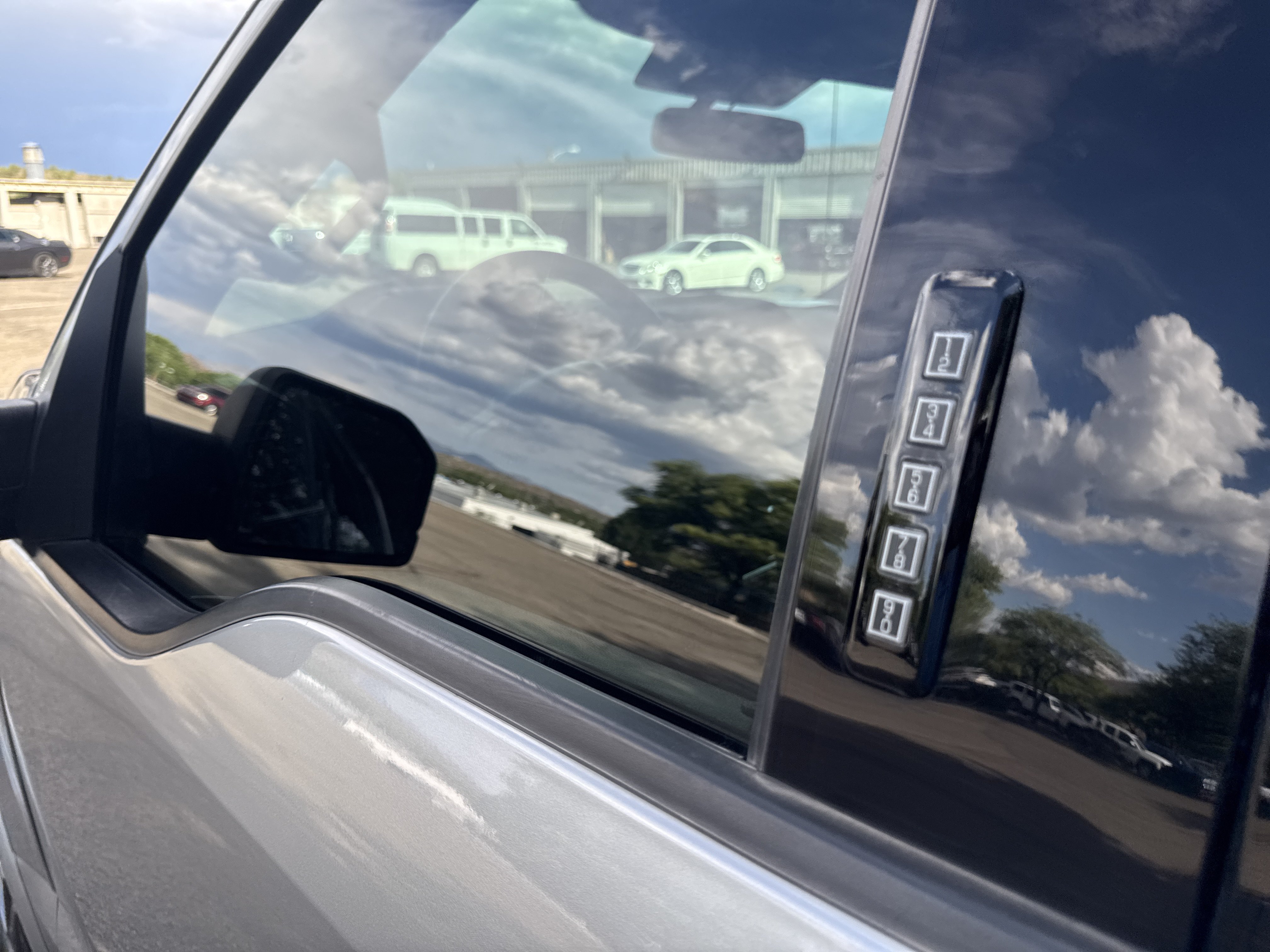 Used 2020 Ignot Silver Ford XLT image 22