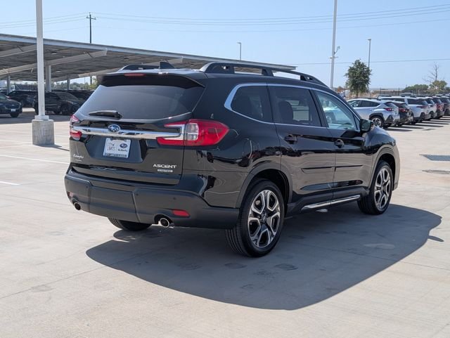 New 2026 CRYSTAL BLACK SILICA Subaru Limited 8-Passenger image 5