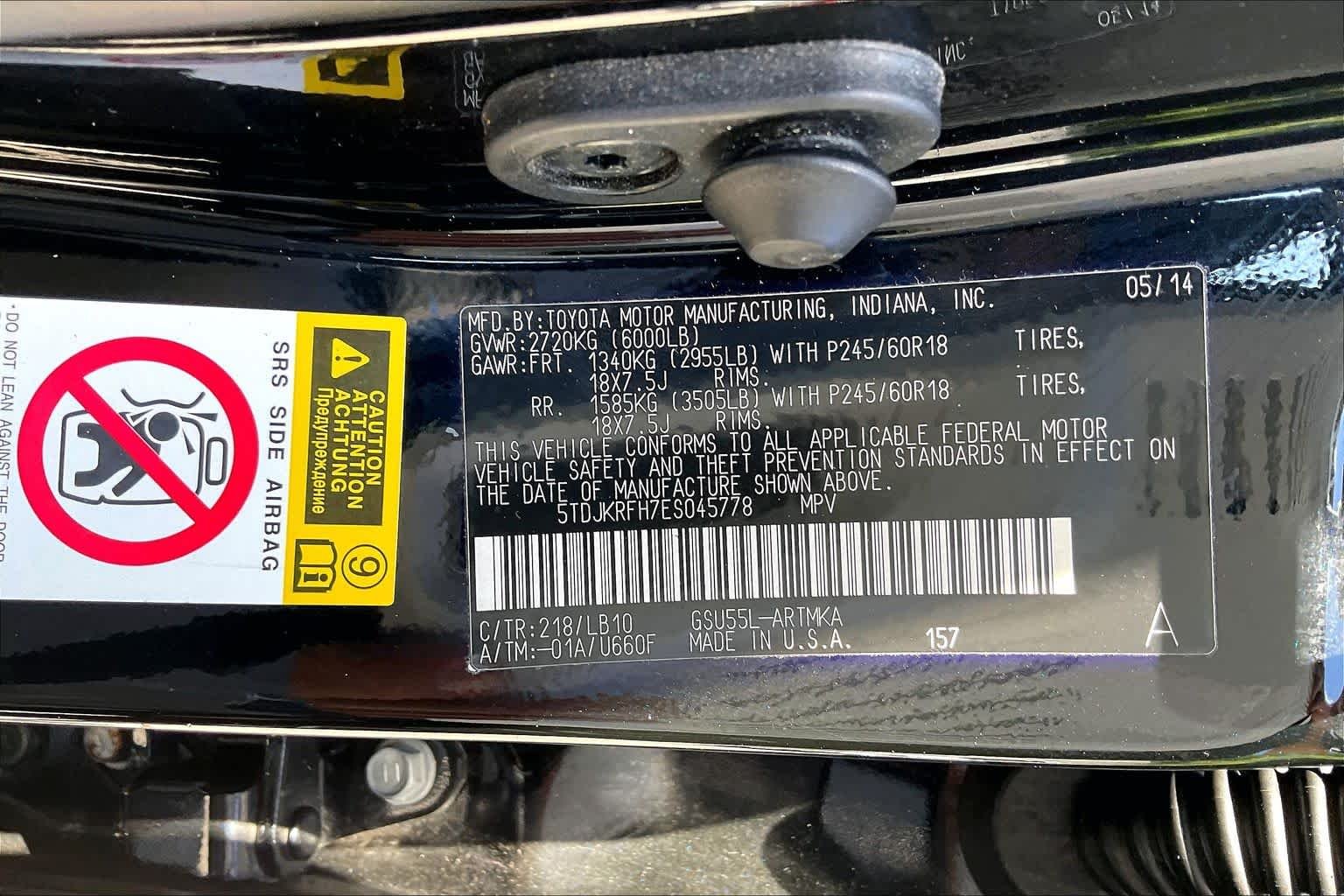 Used 2014 Attitude Black Metallic Toyota XLE image 34