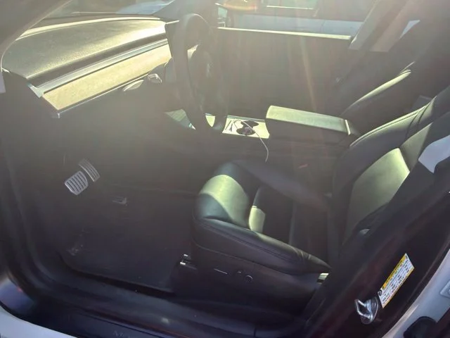 Used 2021 White Tesla Performance Dual Motor All-Wheel Drive image 2