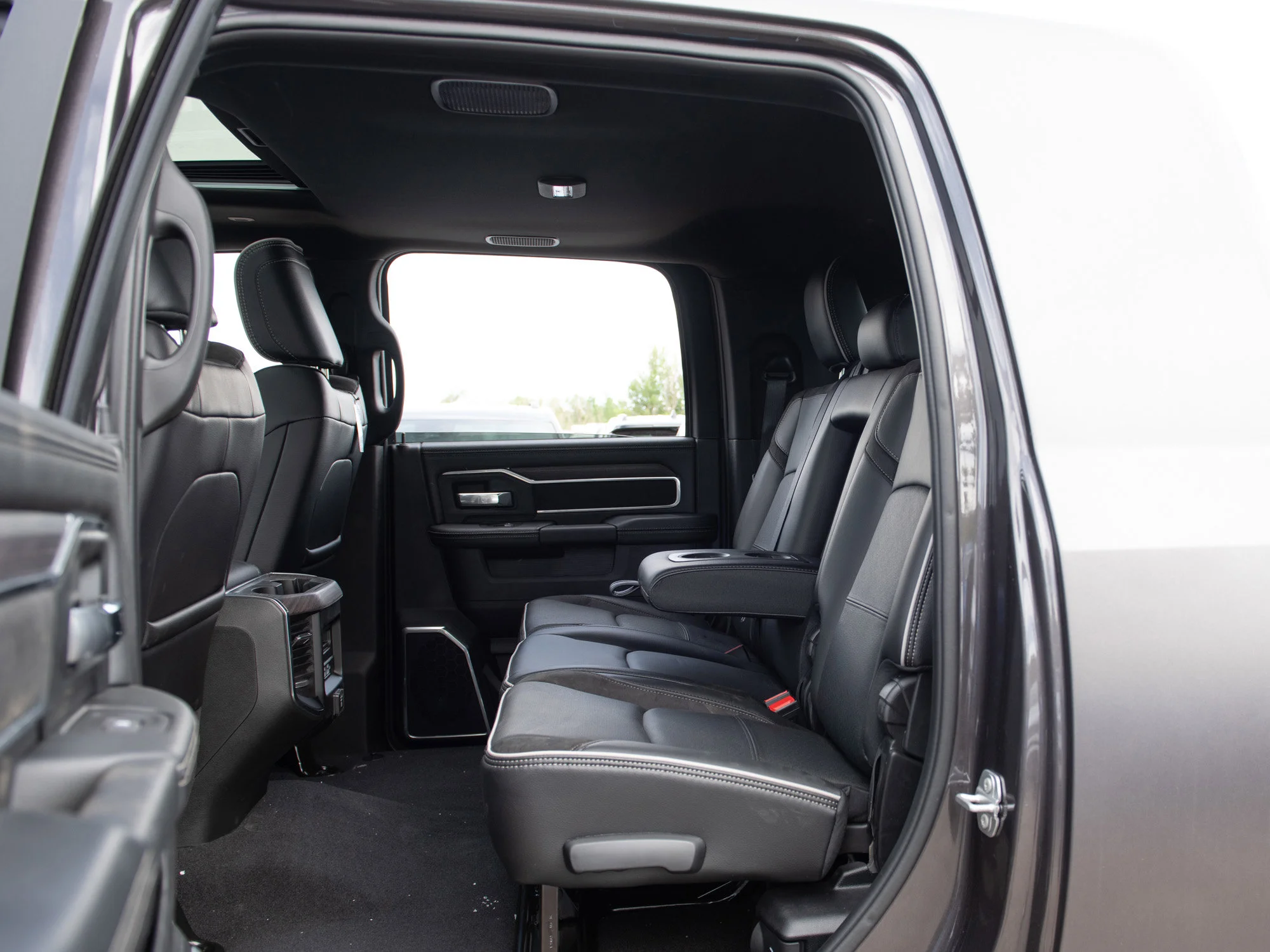 Used 2025 Grey RAM Laramie, 2 Inch image 25