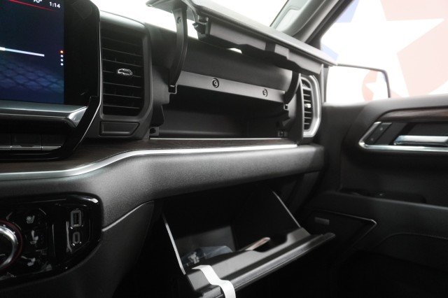 2026 GMC Sierra 1500 SLT - Photo 40