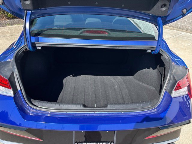 Used 2025 Intense Blue Hyundai SEL Convenience image 12