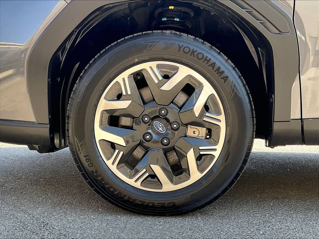 Used 2025 Gray Metallic Subaru Premium image 7