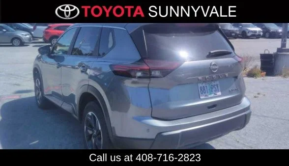 Used 2024 Gray Nissan SV image 2