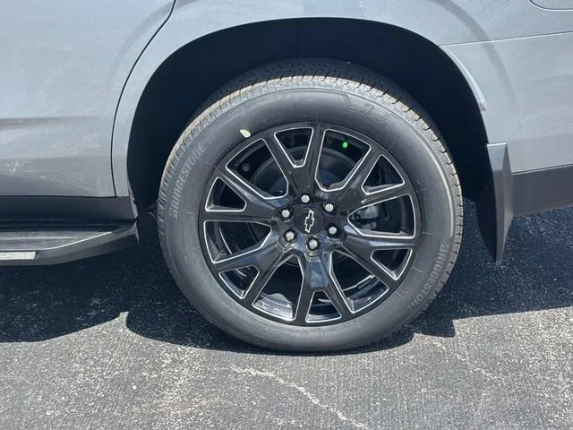 New 2026 Sterling Gray Metallic Chevrolet LT image 4