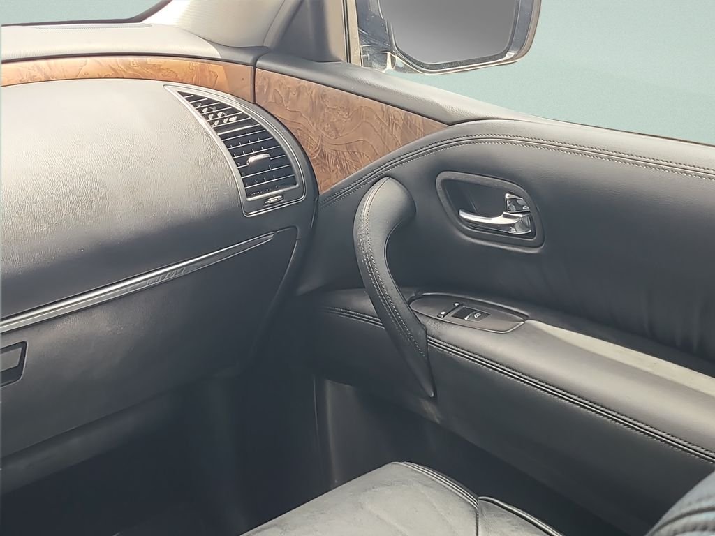 Used 2022 Blue Nissan SL image 13