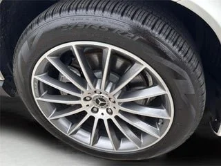 Used 2023 Beige Mercedes-Benz GLE 450 image 36