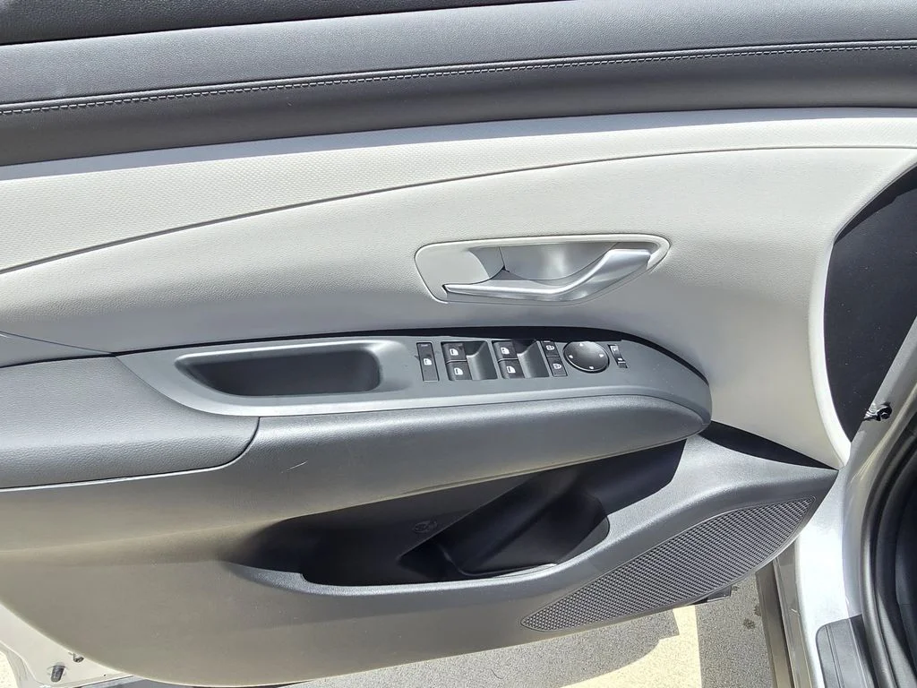 New 2026 Red Hyundai SE image 15