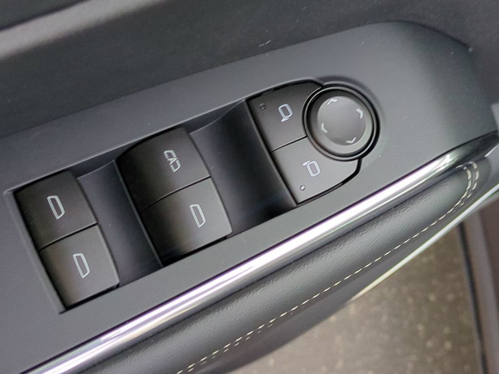 2026 GMC Acadia Elevation - Photo 22