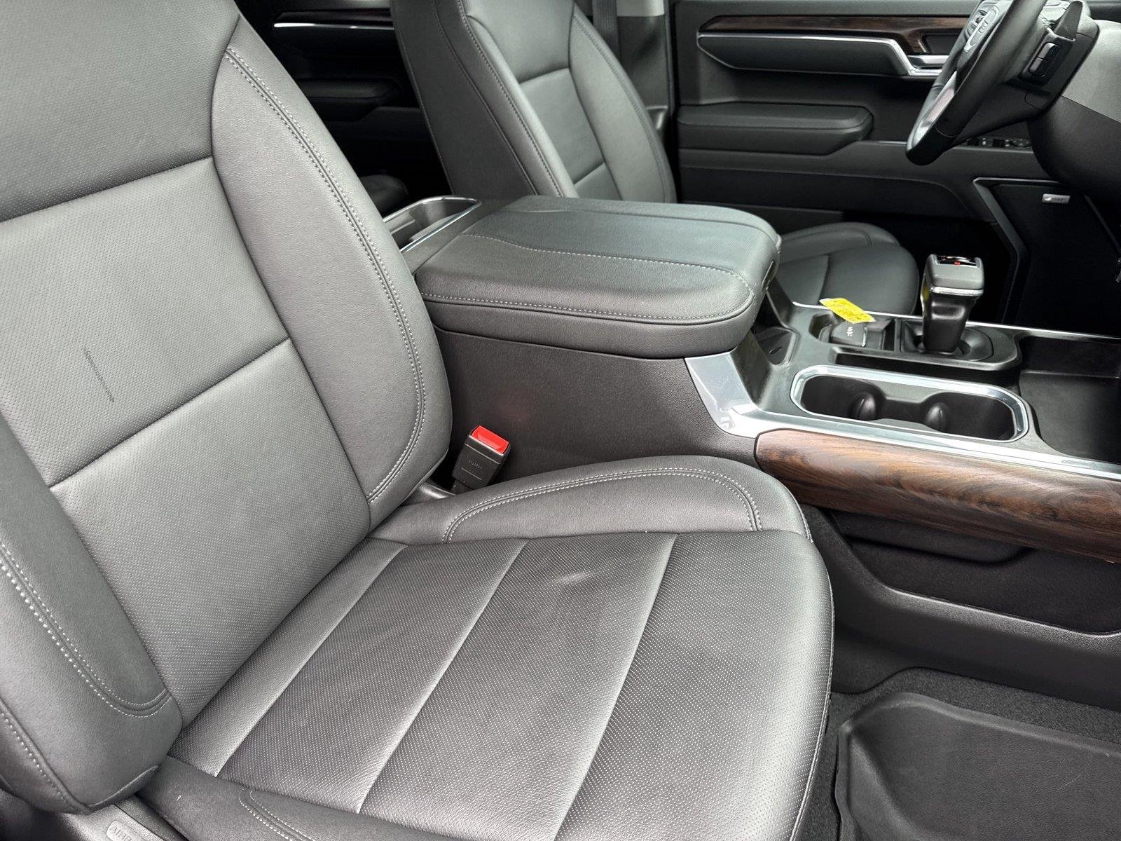 Used 2025 Sterling Metallic GMC SLT image 35