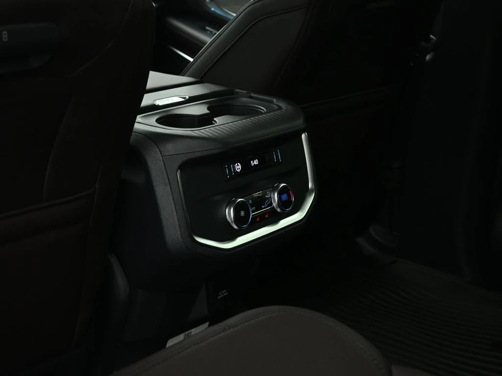 New 2025 Oxford White Ford Platinum image 20