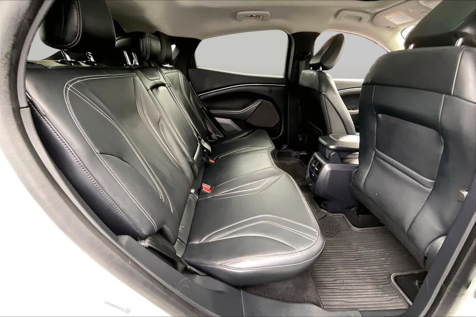 Used 2023 Star White Metallic Tri-Coat Ford Premium image 17