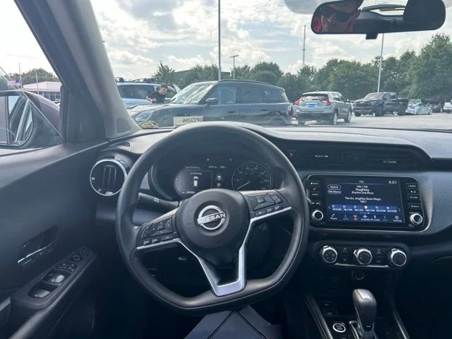 Used 2023 Gray Nissan SV image 20