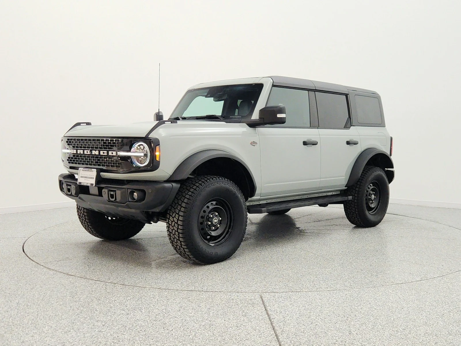 2023 Ford Bronco Wildtrak 4x4's photo