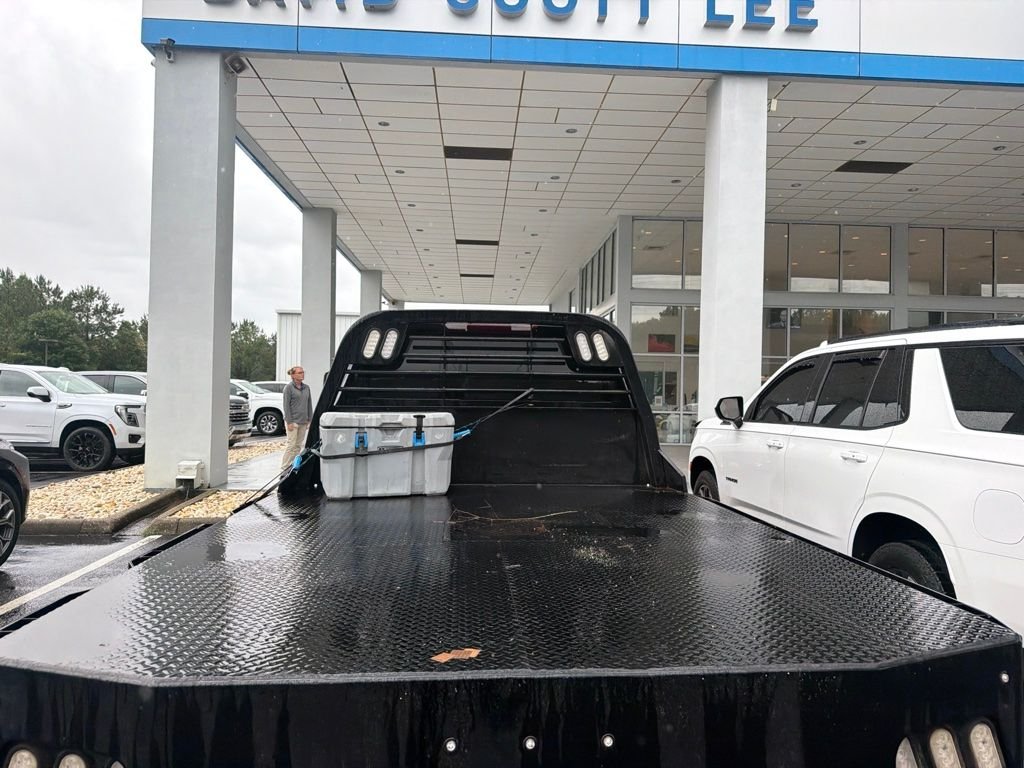 Used 2025 Black Chevrolet LT image 7