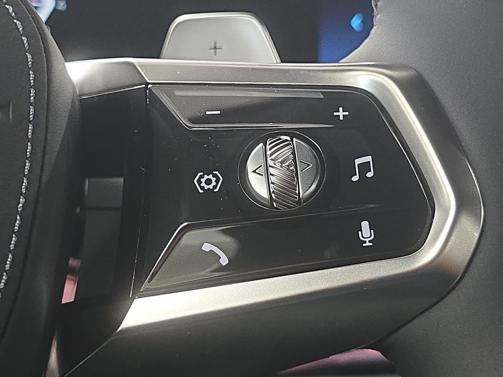 New 2026 Black Sapphire Metallic BMW 740i image 11