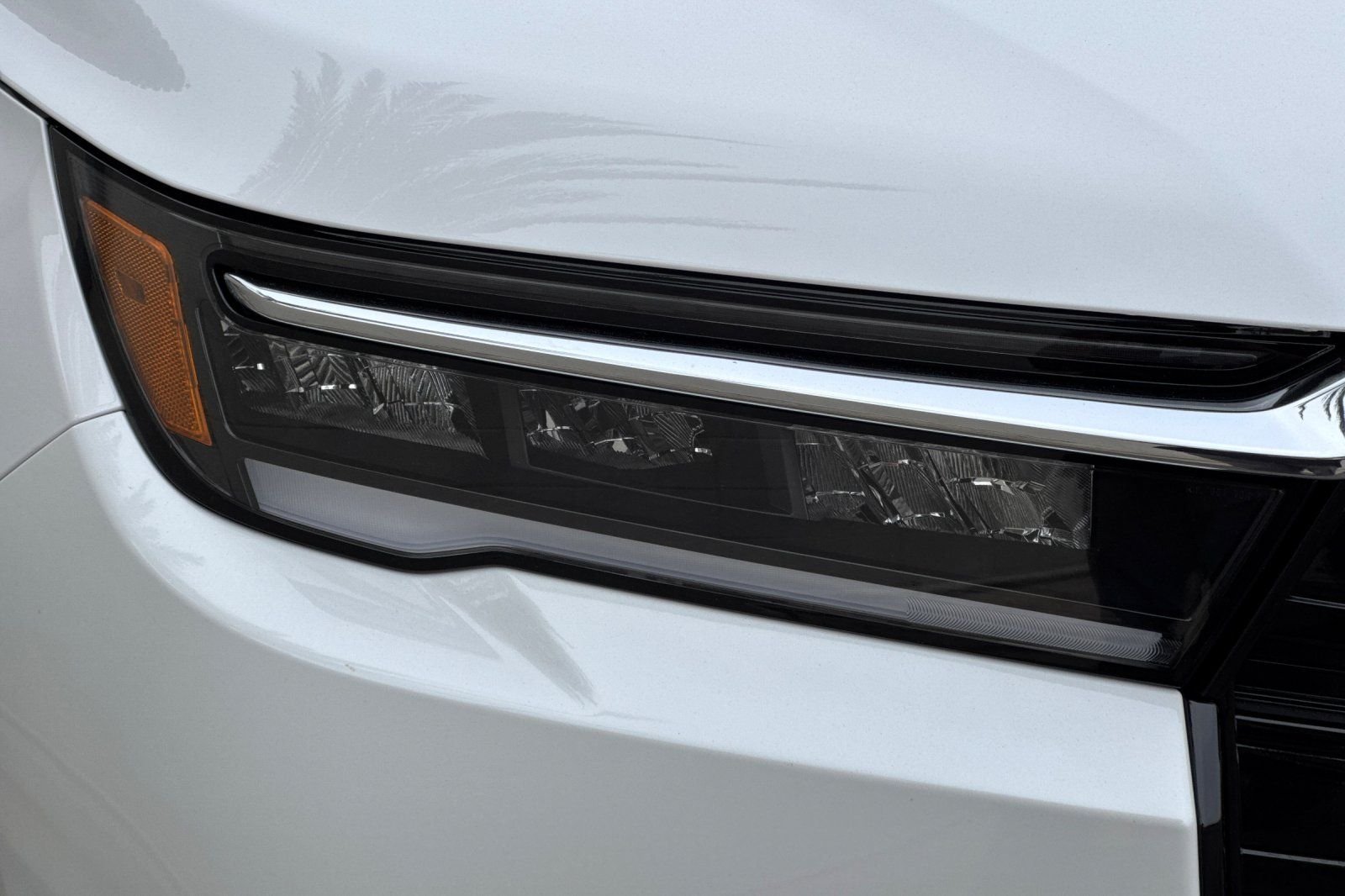 New 2026 Platinum White Pearl Honda Touring image 34