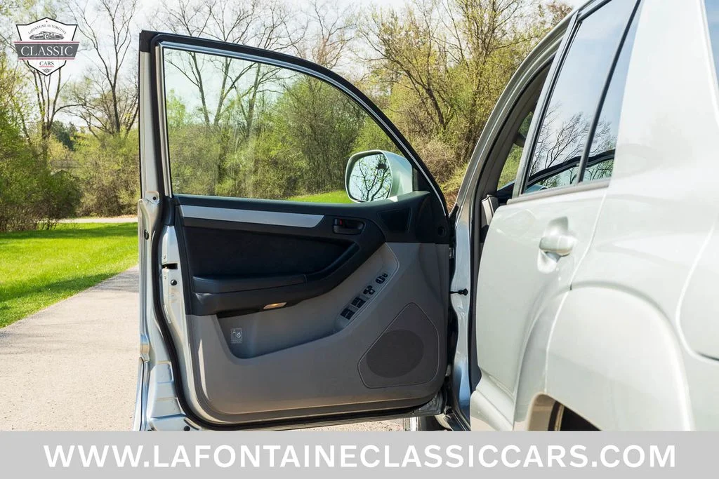 Used 2003 Silver Toyota SR5 Sport image 35