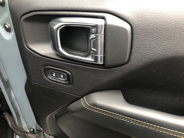 Used 2025 Gray Jeep High Tide image 24