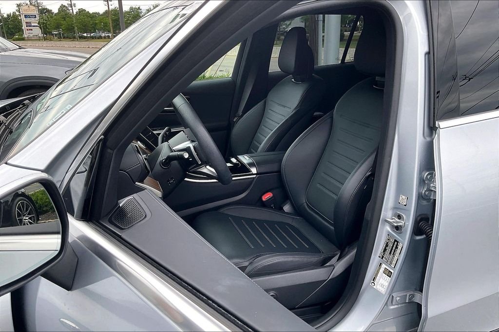 2025 Mercedes-Benz GLC Base - Photo 10