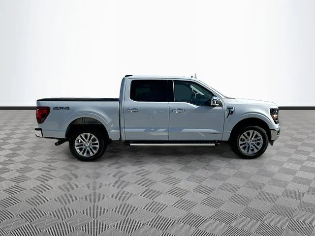 Used 2025 White Ford XLT image 4