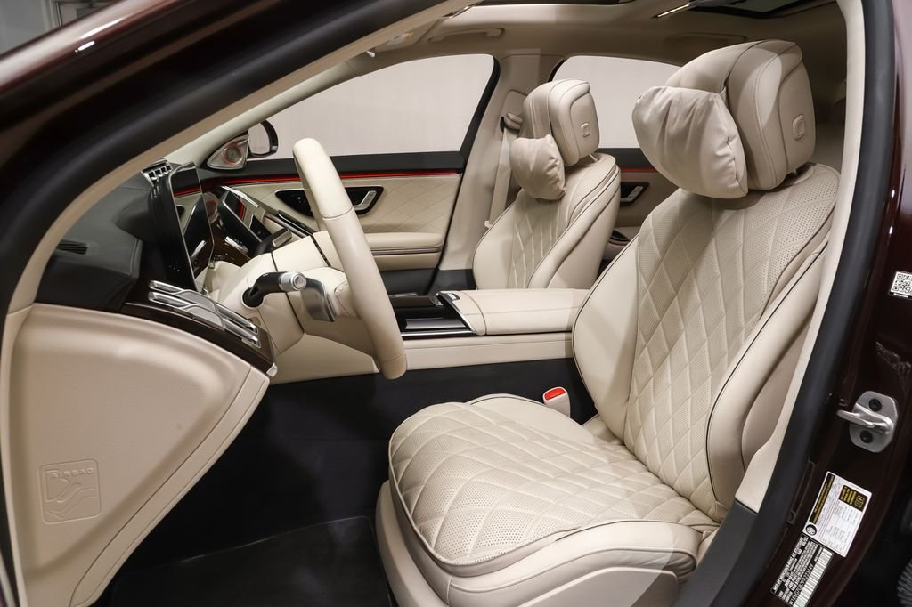 Certified Used 2023  Mercedes-Benz S 580 image 9