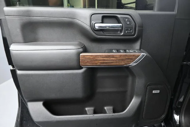 Used 2020 Black Chevrolet High Country image 21