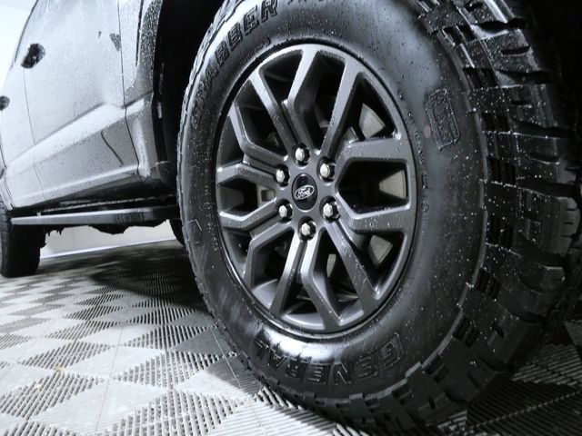 Used 2025  Ford Tremor image 25