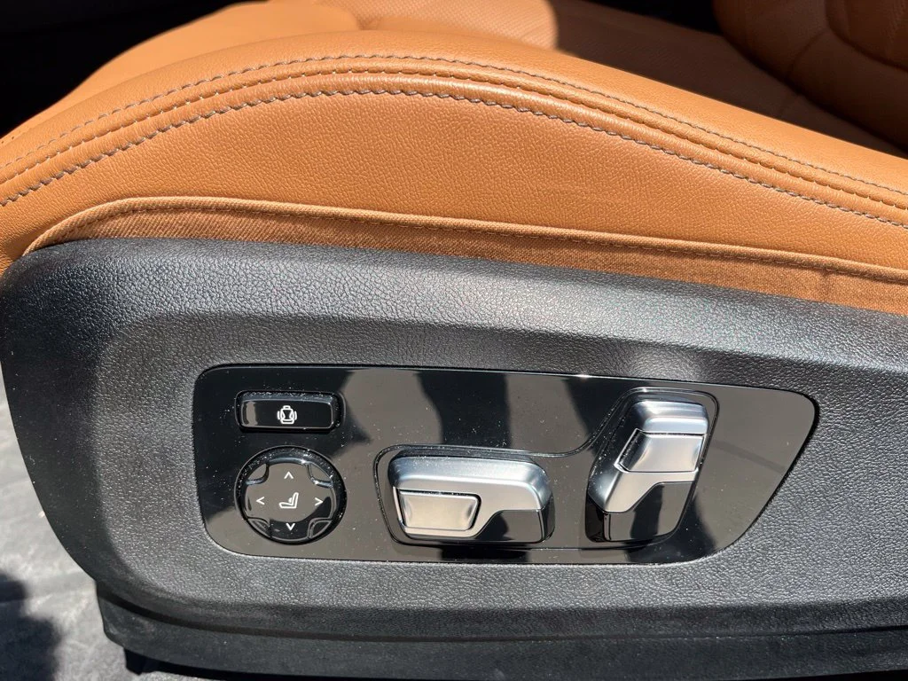 2026 BMW X7 40i - Photo 11