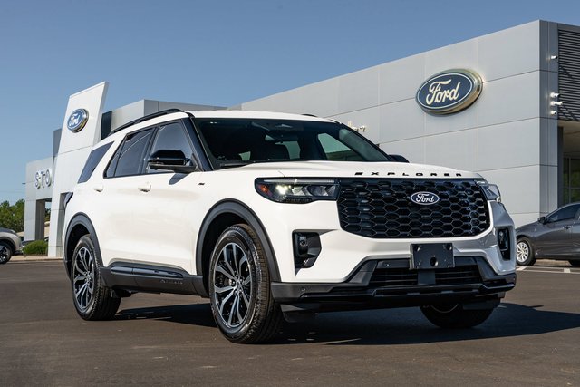 2027 Ford Explorer ST-Line