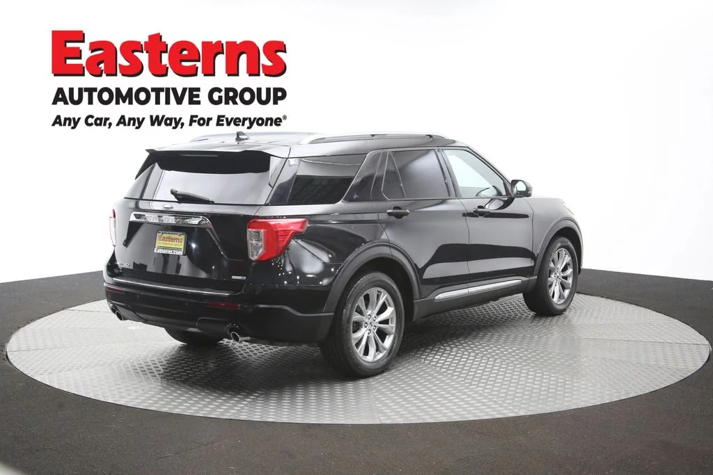 Used 2020 Black Ford Limited image 42