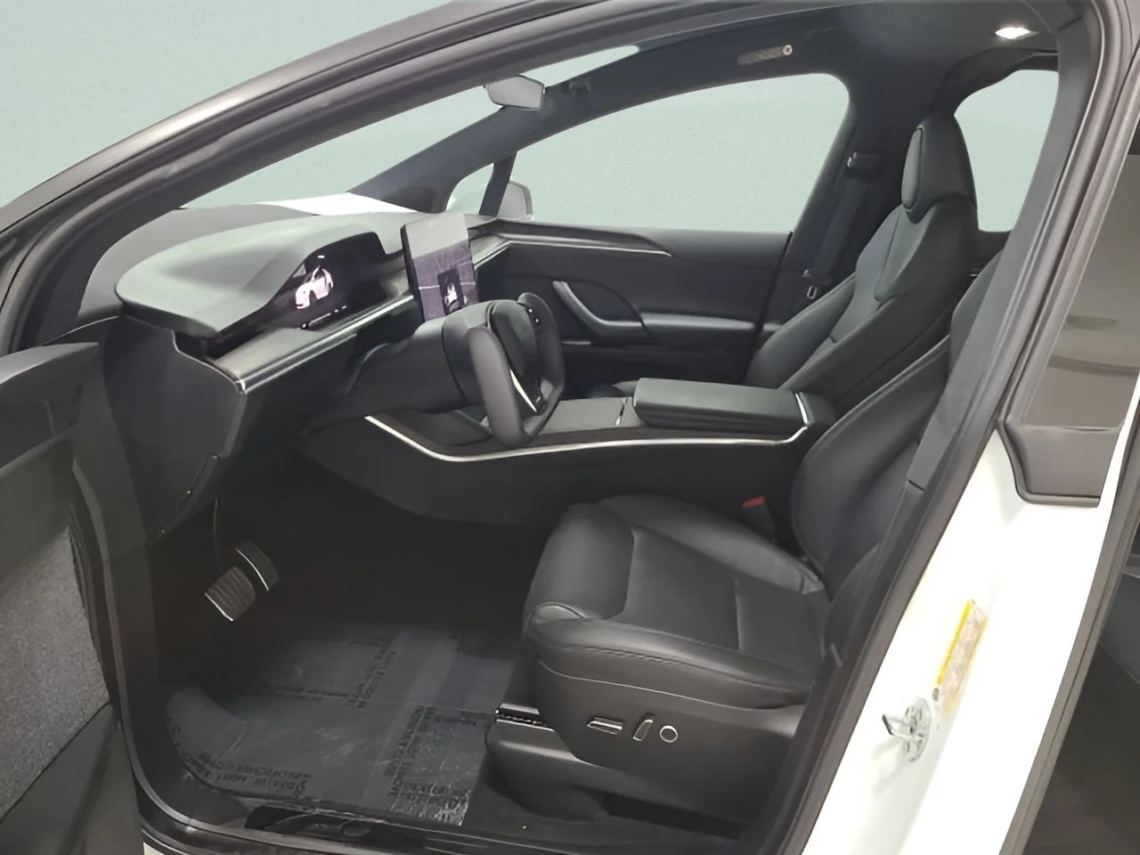 Used 2023 Pearl White Multi-Coat Tesla Standard Range image 16