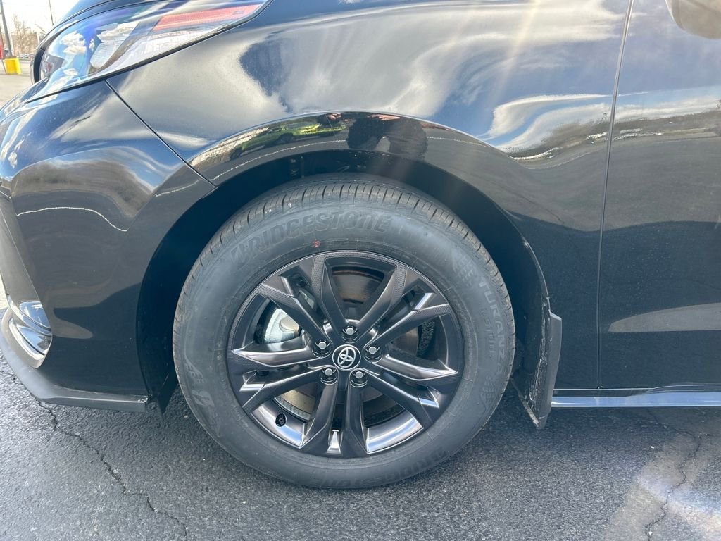 2026 Toyota Sienna XSE - Photo 27