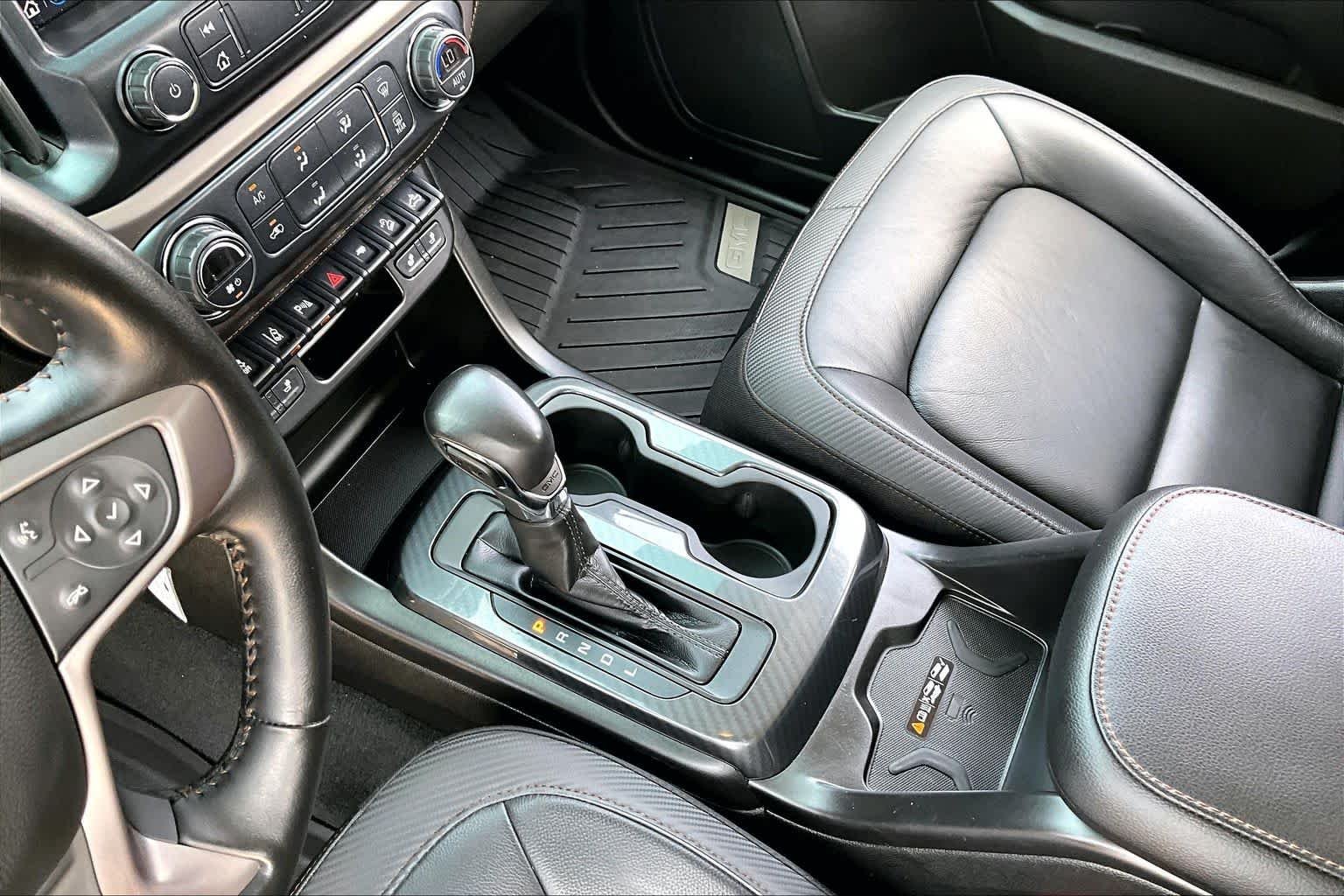 Used 2022 Satin Steel Metallic GMC 4WD AT4 w/Leather image 17