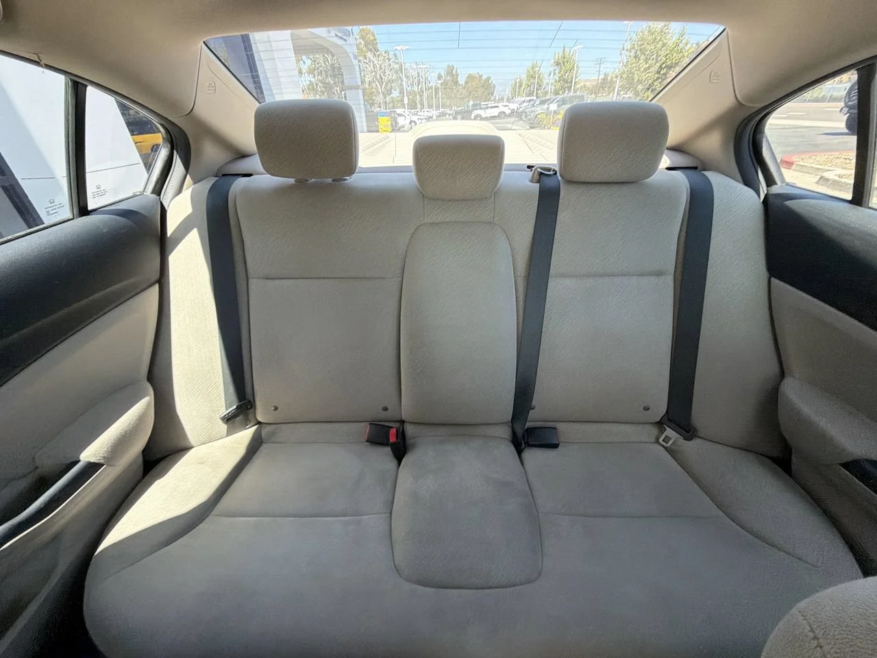 Used 2013 Red Honda LX image 5