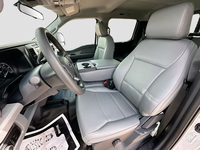 New 2026 Oxford White Ford XL image 14