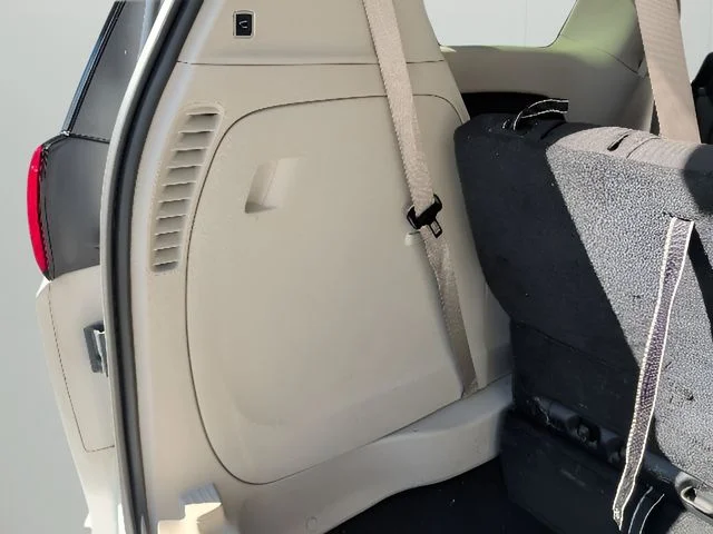 Used 2022 White Chrysler LX image 35