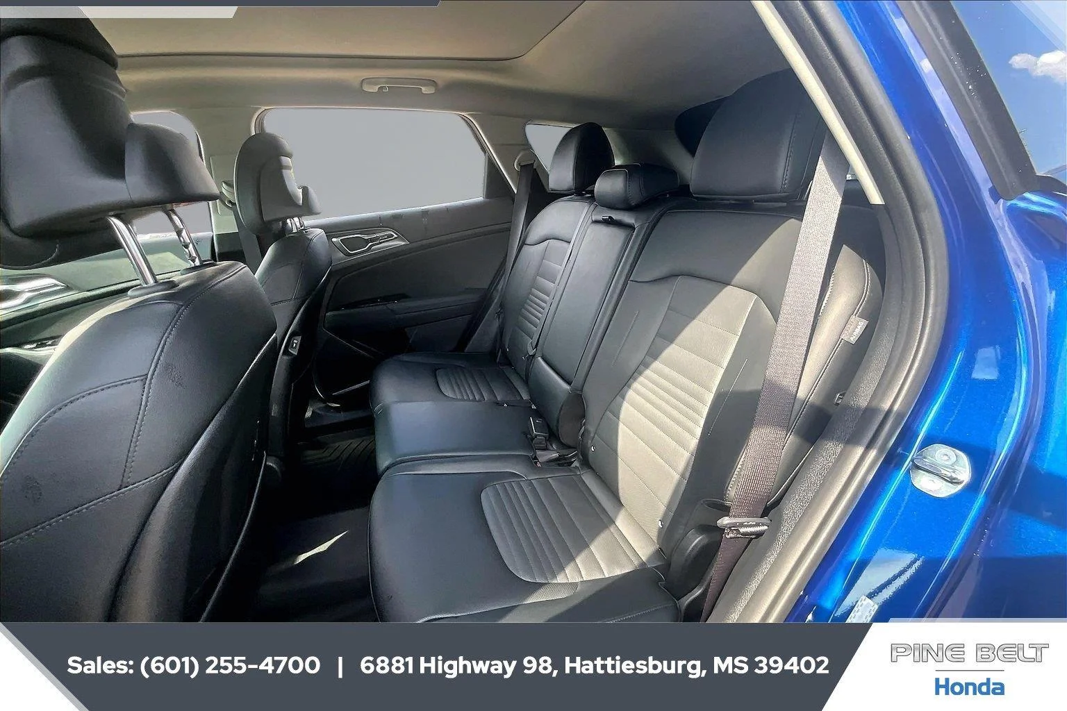 Used 2025 Sapphire Blue Kia SX-Prestige image 19