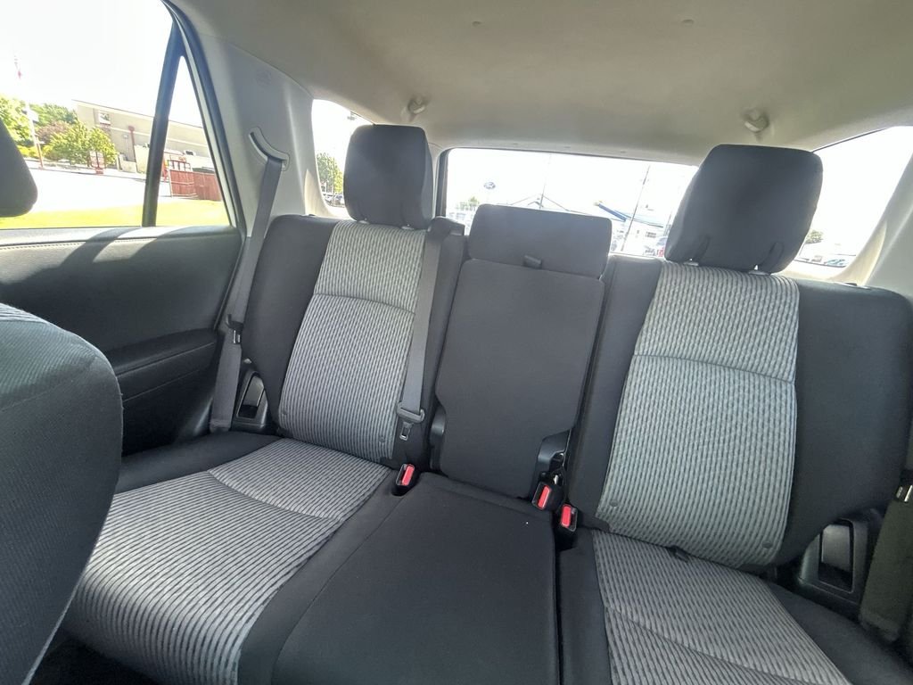 Used 2023 White Toyota SR5 image 28