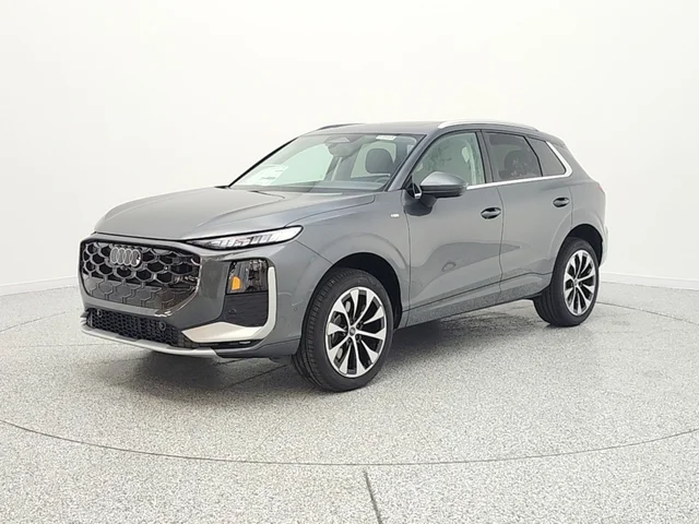 2026 Audi Q3 S line quattro's photo