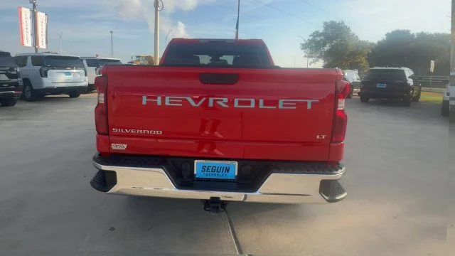 2023 Chevrolet Silverado 1500 LT - Photo 7