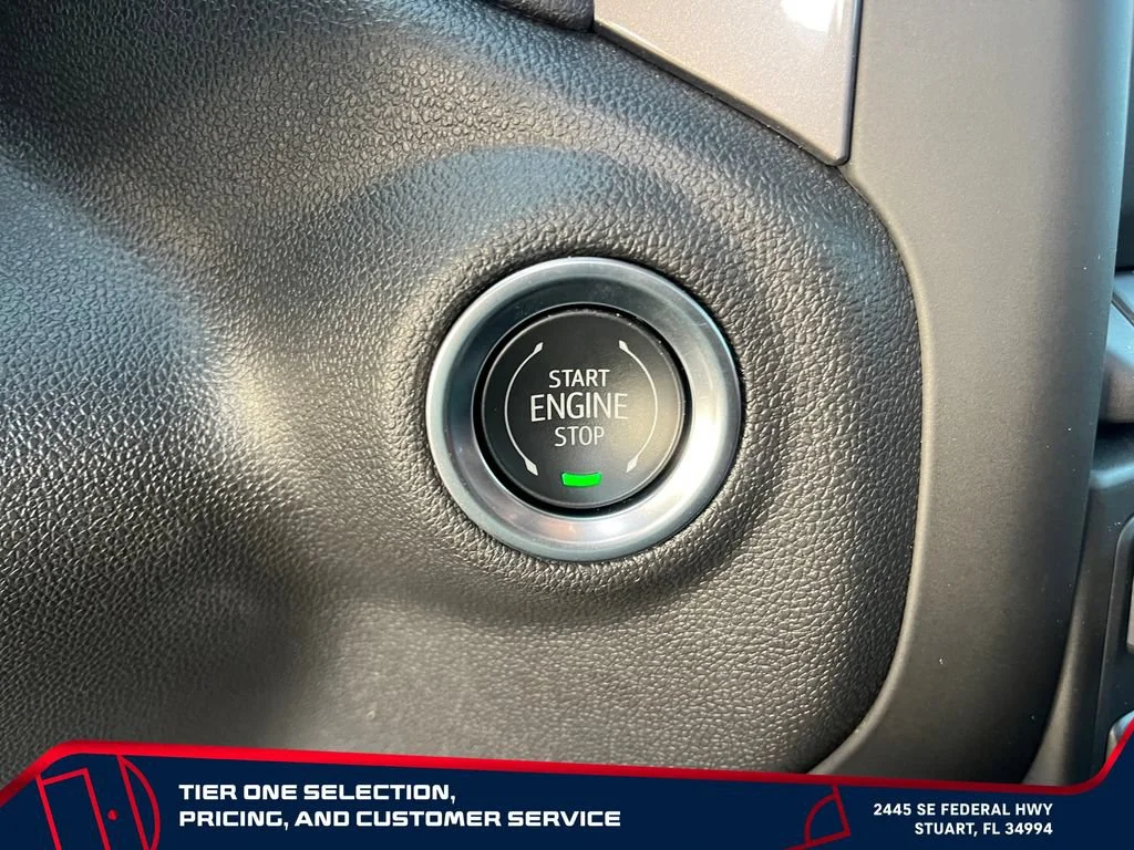 Used 2025 Summit White GMC Pro image 19