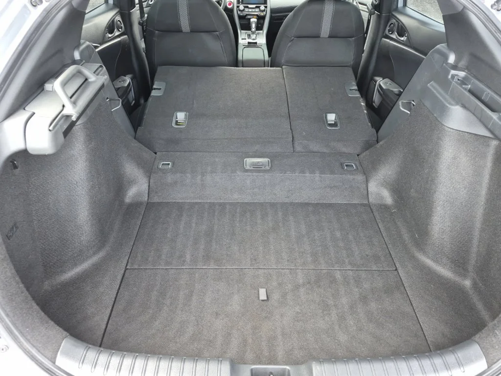 Used 2018 Silver Honda EX image 33