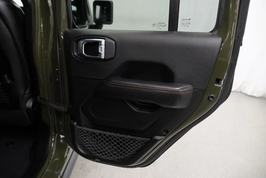 Used 2022 Green Jeep Mojave image 43