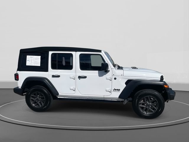 Used 2024 White Jeep Sport S image 3