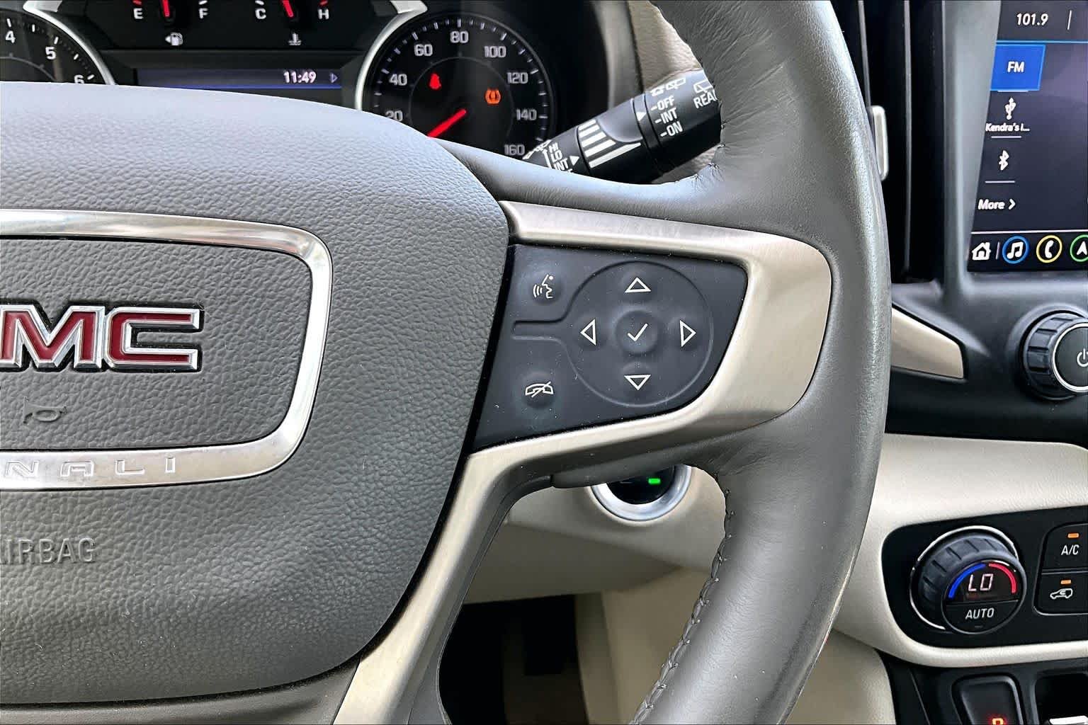 Used 2020 White Frost Tricoat GMC Denali image 23