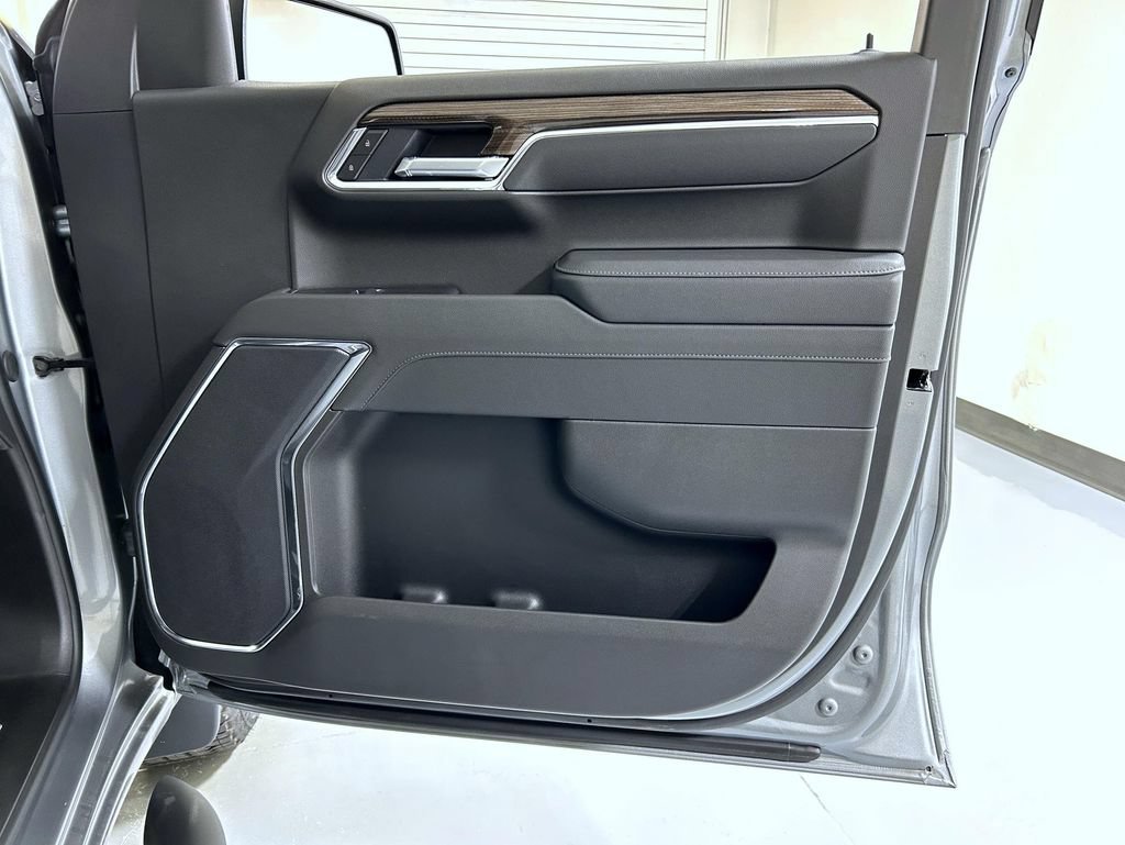2026 Chevrolet Silverado 1500 RST - Photo 18