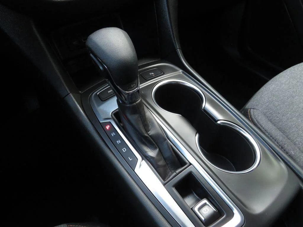 Used 2024 Sterling Gray Metallic Chevrolet LT image 28